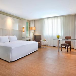 Premier King Room